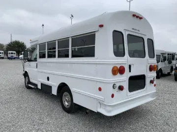 Picture of 2007 Thomas Minotour Shuttle Bus