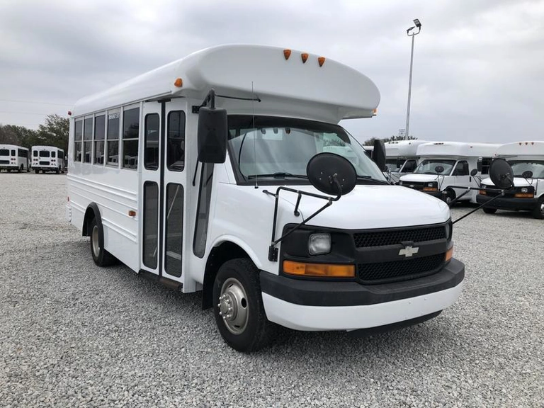 Picture of 2006 Mid Bus Guide Shuttle Bus