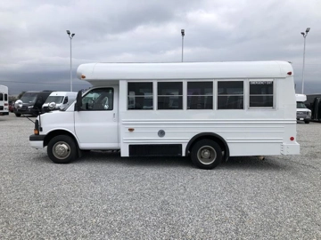 Picture of 2006 Mid Bus Guide Shuttle Bus