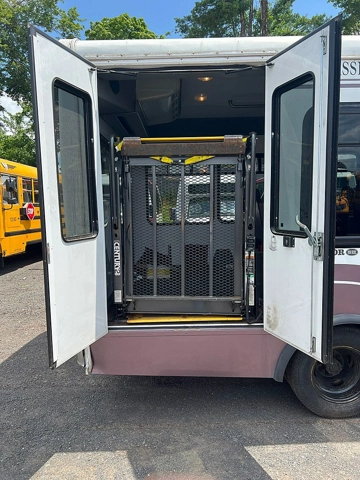 Picture of 2012 Ford E350 Starcraft Starlite ADA Shuttle Bus