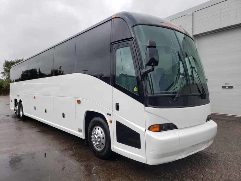 Picture of 2006 Mci J4500 Coach Bus