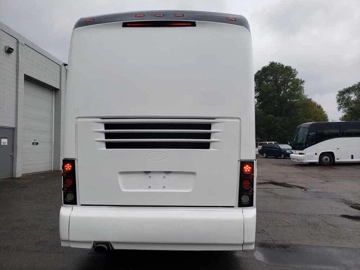 Picture of 2006 Mci J4500 Coach Bus