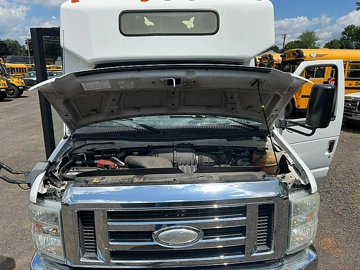 Picture of 2014 Ford E450 Diamond Coach ADA Shuttle Bus