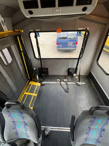 Picture of 2014 Ford E450 Diamond Coach ADA Shuttle Bus