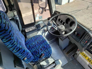 Picture of 2000 Mci 102DL3 Coach Bus