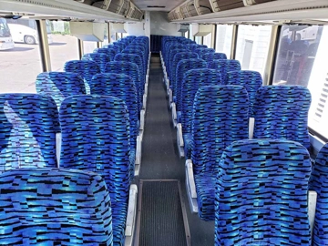 Picture of 2000 Mci 102DL3 Coach Bus