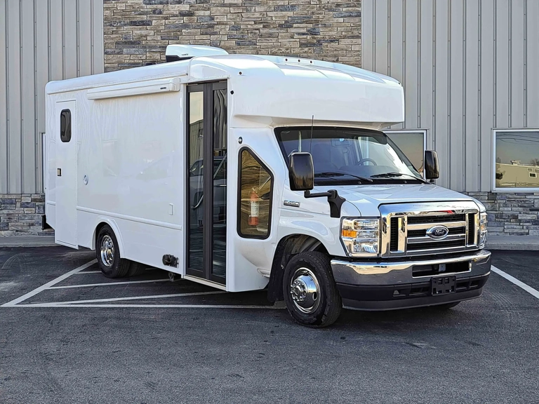 Picture of 2026 Ford E-450 Mobile Medical Clinic
