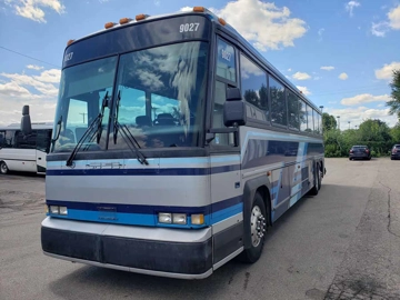 Picture of 1997 Mci 102D3 Coach Bus