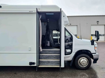 Picture of 2026 Ford E-450 Mobile Medical Clinic ADA