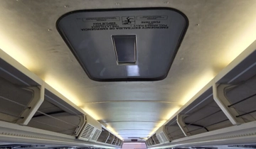 Picture of 1999 MCI DL-3 Coach Bus