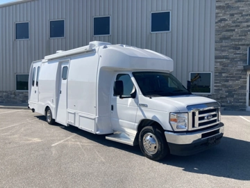Picture of 2026 Ford E-450 Mobile Medical Clinic ADA