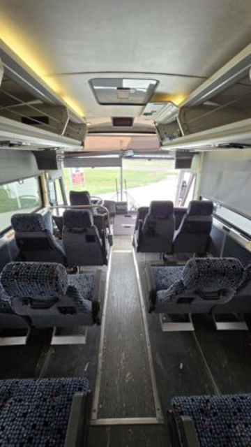 Picture of 1999 MCI DL-3 Coach Bus