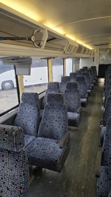 Picture of 1999 MCI DL-3 Coach Bus