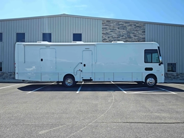 Picture of 2026 Ford F53 Mobile Medical Clinic ADA
