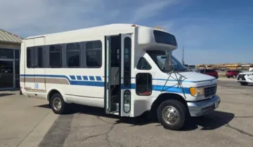 Picture of 1996 Ford Eldorado E350 ADA Shuttle Bus