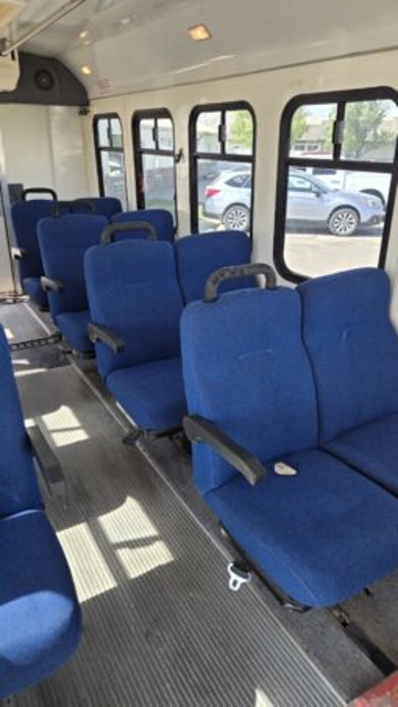 Picture of 1996 Ford Eldorado E350 ADA Shuttle Bus