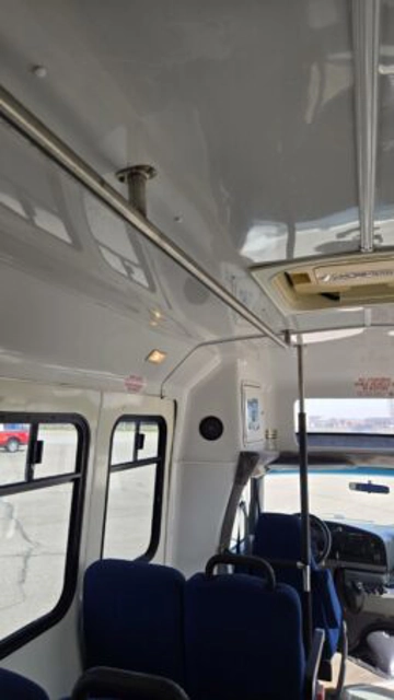 Picture of 1996 Ford Eldorado E350 ADA Shuttle Bus