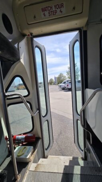 Picture of 1996 Ford Eldorado E350 ADA Shuttle Bus