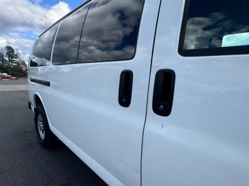 Picture of 2014 Chevrolet Express G3500 Passenger Van