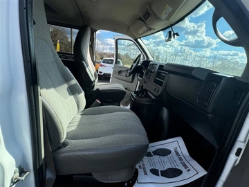 Picture of 2014 Chevrolet Express G3500 Passenger Van