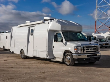 Picture of 2026 Ford E-450 Mobile Medication Unit ADA