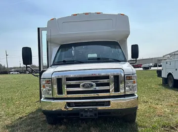 Picture of 2016 Ford E450 Champion ADA Shuttle Bus