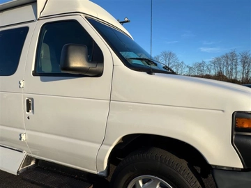 Picture of 2014 Ford E-250 Passenger Van