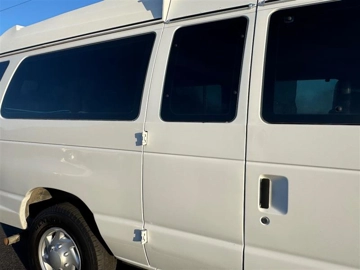 Picture of 2014 Ford E-250 Passenger Van
