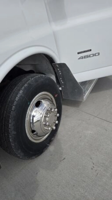 Picture of 2026 Chevrolet Mavryk ADA Shuttle Bus