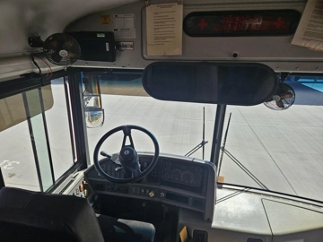 Picture of 2007 Thomas Saf-T-Liner School Bus
