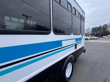 Picture of 2014 Ford E450 Cutaway ADA Shuttle Bus