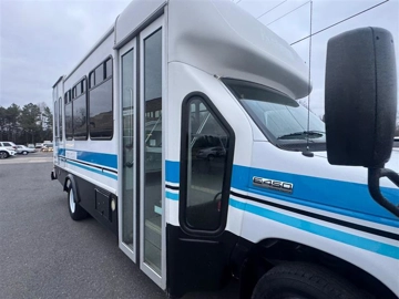 Picture of 2014 Ford E450 Cutaway ADA Shuttle Bus