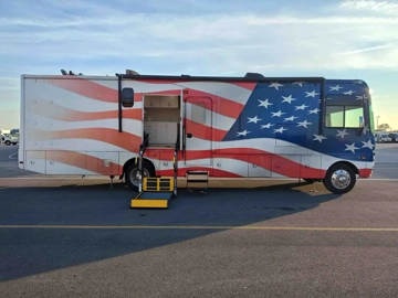 Picture of 2014 Ford 3 Room Mobile Clinic With Audiology Booth ADA