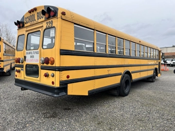 Picture of 2004 Thomas MVP-EF School Bus