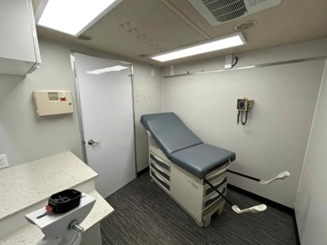 Picture of 2012 Ford Mobile Clinic Winnebago