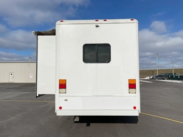 Picture of 2015 Thomas Matthews 2 Exam Room Mobile Clinic 2 Slides ADA