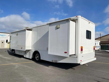 Picture of 2015 Thomas Matthews 2 Exam Room Mobile Clinic 2 Slides ADA