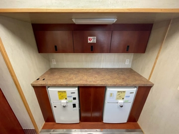 Picture of 2015 Thomas Matthews 2 Exam Room Mobile Clinic 2 Slides ADA