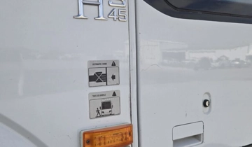 Picture of 2013 Prevost H345 Coach Bus