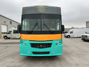 Picture of 2006 Ford F53 Farber Specialty Mobile Clinic