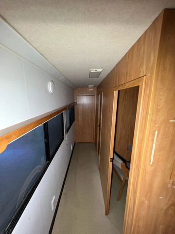 Picture of 2006 Ford F53 Farber Specialty Mobile Clinic