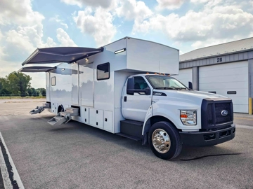 Picture of 2021 Ford F-650 Mobile Clinic ADA