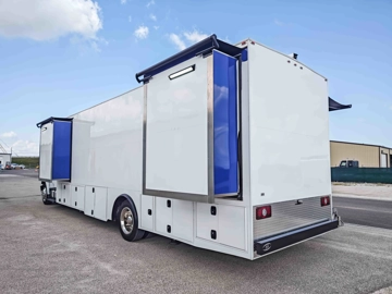 Picture of 2021 Ford F-650 Mobile Clinic ADA