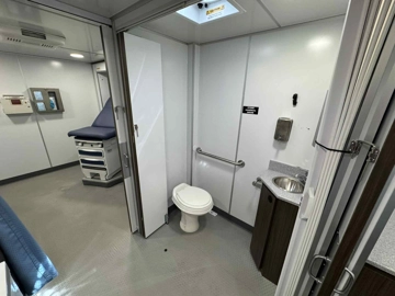 Picture of 2021 Ford F-650 Mobile Clinic ADA