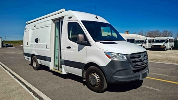 Picture of 2020 Mercedes Benz Sprinter Matthews Medical Clinic