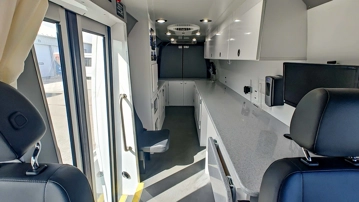 Picture of 2020 Mercedes Benz Sprinter Matthews Medical Clinic