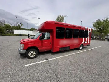 Picture of 2019 Ford E-450 Shuttle Bus