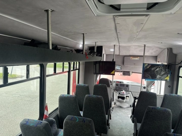 Picture of 2019 Ford E-450 Shuttle Bus
