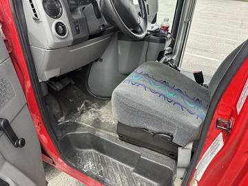 Picture of 2019 Ford E-450 Shuttle Bus