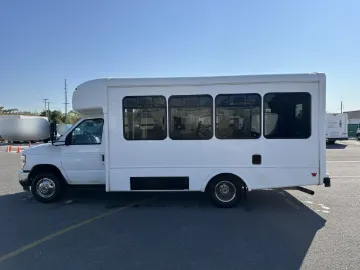 Picture of 2024 Ford E350 StarTrans ADA Shuttle Bus